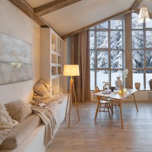 Salotto open-space in stile scandinavo e minimale